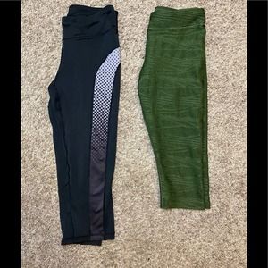 Women’s athletic leggings bundle size small
